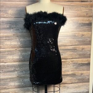 Forever 21 Strapless Sequined Mini Dress in Black NWT